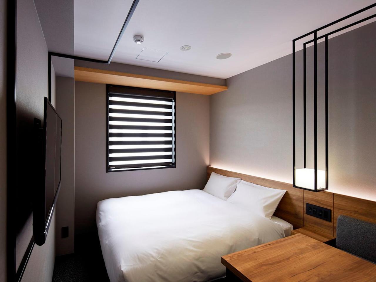 hotel androoms Shin-Osaka Buitenkant foto