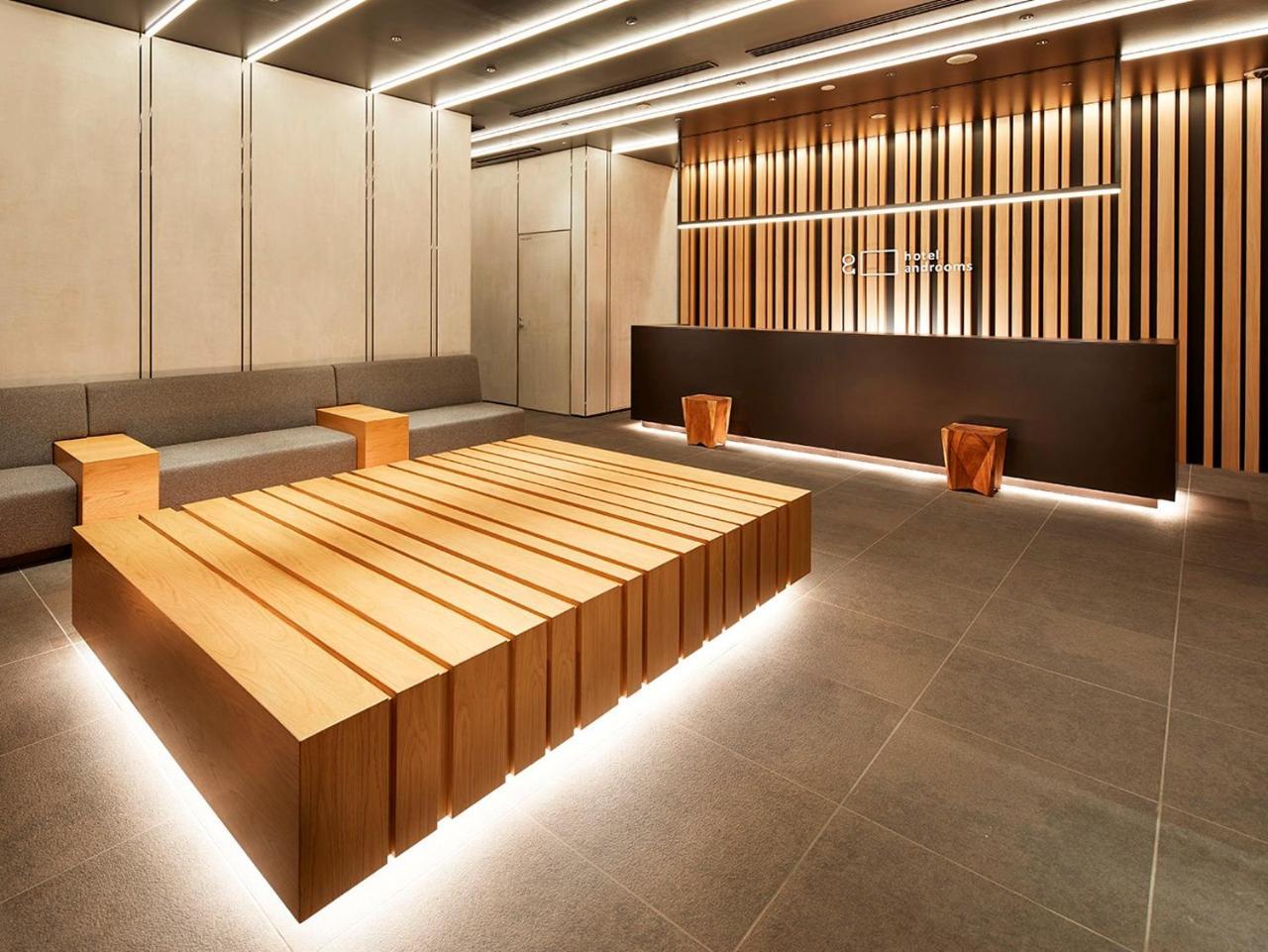 hotel androoms Shin-Osaka Buitenkant foto